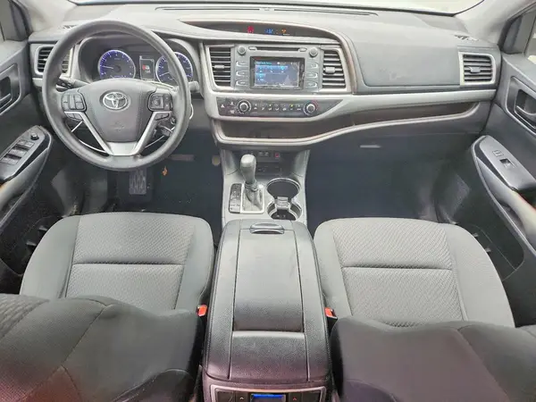 5TDZARFH3KS046380 2019 TOYOTA HIGHLANDER - Image 8