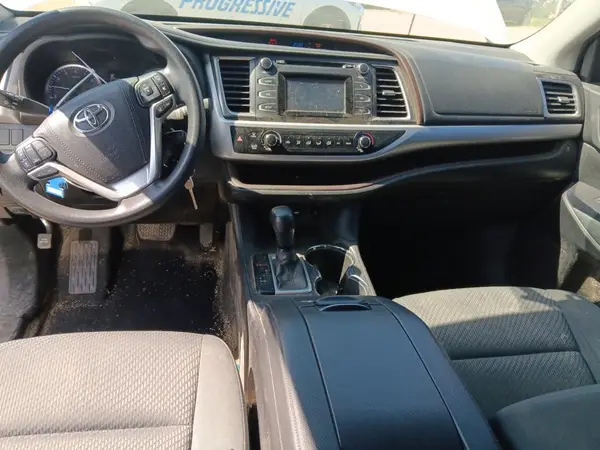 5TDZARFH3KS047397 2019 TOYOTA HIGHLANDER - Image 8