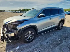 5TDZARFH3KS047464 2019 TOYOTA HIGHLANDER