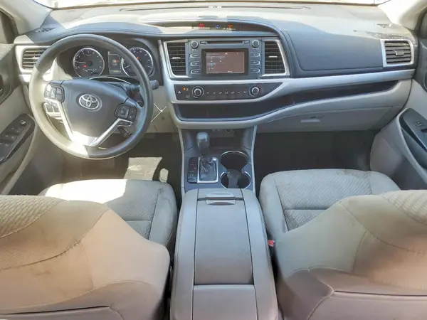 5TDZARFH3KS049800 2019 TOYOTA HIGHLANDER - Image 8
