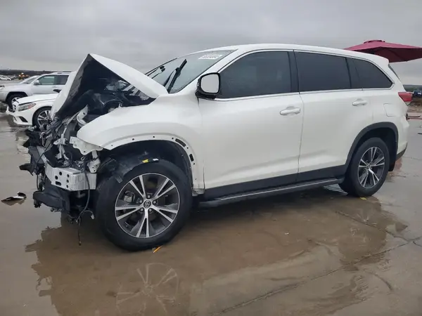 5TDZARFH3KS050199 2019 TOYOTA HIGHLANDER - Image 1