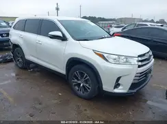 5TDZARFH3KS054379 2019 TOYOTA HIGHLANDER