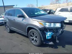5TDZARFH3KS054821 2019 TOYOTA HIGHLANDER