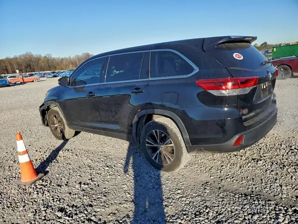 5TDZARFH3KS054835 2019 TOYOTA HIGHLANDER - Image 2