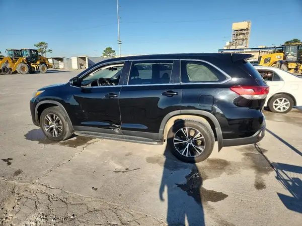 5TDZARFH3KS057055 2019 TOYOTA HIGHLANDER - Image 2