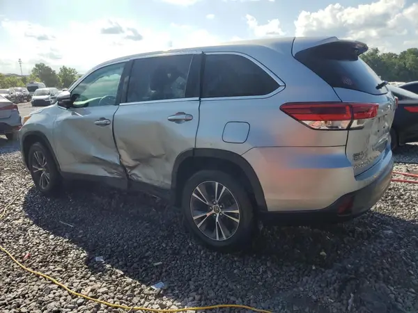 5TDZARFH3KS059548 2019 TOYOTA HIGHLANDER - Image 2