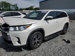 5TDZARFH3KS060358 2019 TOYOTA HIGHLANDER