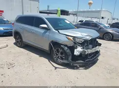 5TDZARFH3KS060568 2019 TOYOTA HIGHLANDER
