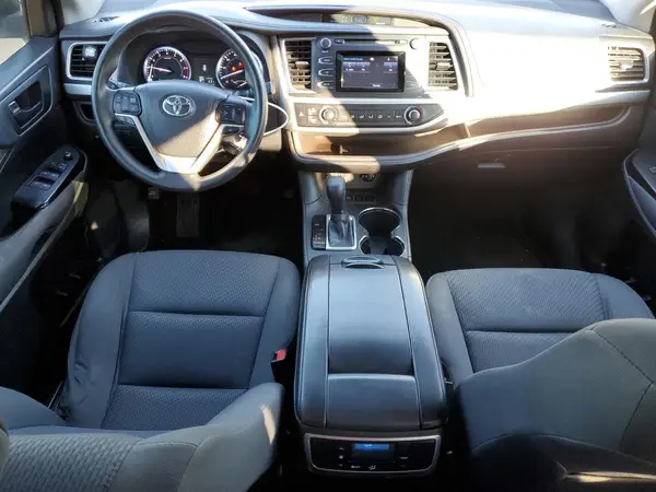 5TDZARFH4GS022905 2016 TOYOTA HIGHLANDER - Image 8