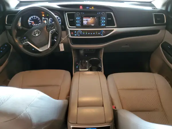 5TDZARFH4HS023277 2017 TOYOTA HIGHLANDER - Image 8