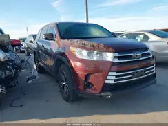 5TDZARFH4HS025580 2017 TOYOTA HIGHLANDER