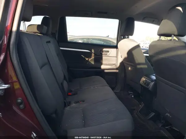 5TDZARFH4HS025580 2017 TOYOTA HIGHLANDER - Image 8