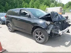 5TDZARFH4HS027006 2017 TOYOTA HIGHLANDER