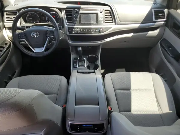 5TDZARFH4HS031430 2017 TOYOTA HIGHLANDER - Image 8