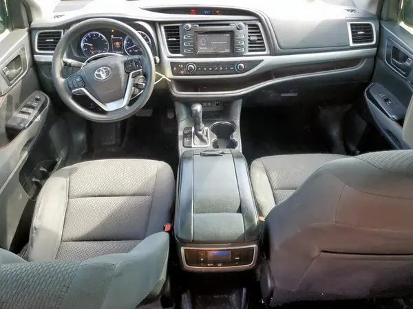 5TDZARFH4JS034415 2018 TOYOTA HIGHLANDER - Image 8