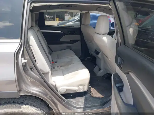 5TDZARFH4JS035998 2018 TOYOTA HIGHLANDER - Image 8
