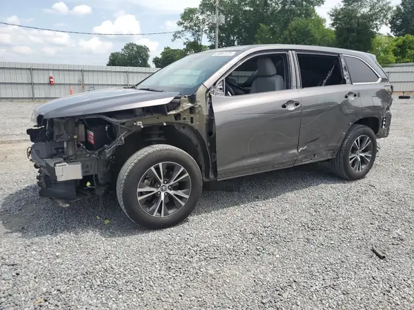 5TDZARFH4JS039470 2018 TOYOTA HIGHLANDER - Image 1