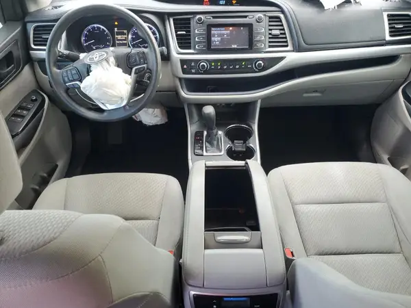 5TDZARFH4KS044864 2019 TOYOTA HIGHLANDER - Image 8