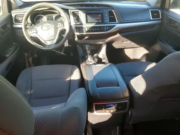 5TDZARFH4KS045724 2019 TOYOTA HIGHLANDER - Image 8