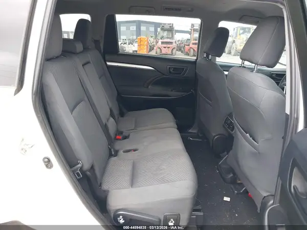 5TDZARFH4KS049675 2019 TOYOTA HIGHLANDER - Image 8