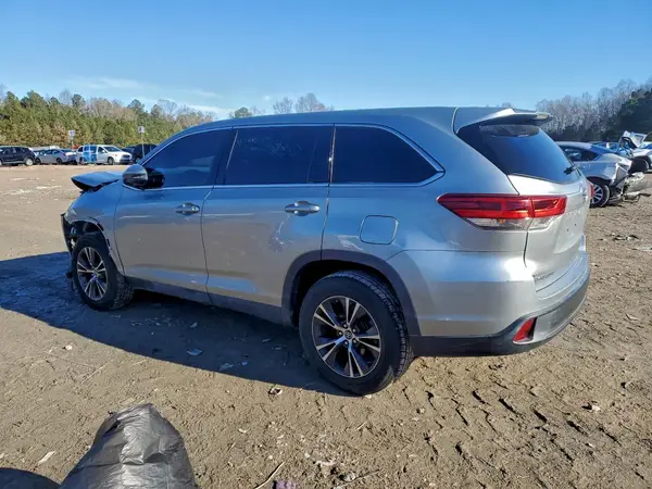 5TDZARFH4KS055489 2019 TOYOTA HIGHLANDER - Image 2