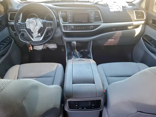 5TDZARFH4KS055489 2019 TOYOTA HIGHLANDER - Image 8