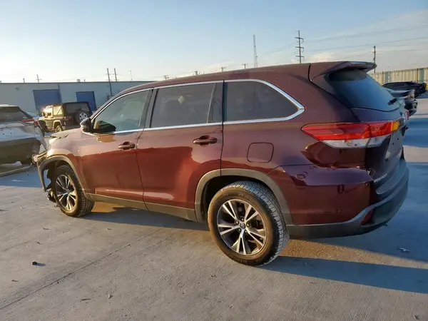 5TDZARFH4KS057887 2019 TOYOTA HIGHLANDER - Image 2
