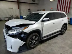 5TDZARFH4KS058182 2019 TOYOTA HIGHLANDER