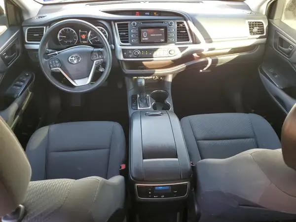 5TDZARFH4KS058747 2019 TOYOTA HIGHLANDER - Image 8