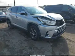 5TDZARFH4KS059798 2019 TOYOTA HIGHLANDER