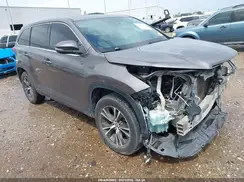 5TDZARFH4KS061504 2019 TOYOTA HIGHLANDER