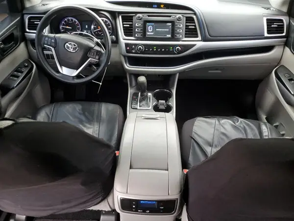 5TDZARFH5GS017521 2016 TOYOTA HIGHLANDER - Image 8