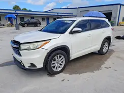 5TDZARFH5GS019494 2016 TOYOTA HIGHLANDER
