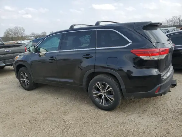 5TDZARFH5HS023790 2017 TOYOTA HIGHLANDER - Image 2