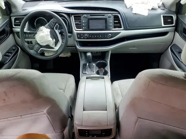 5TDZARFH5HS024244 2017 TOYOTA HIGHLANDER - Image 8