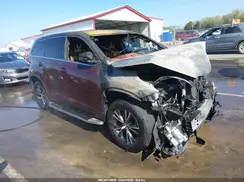 5TDZARFH5HS025524 2017 TOYOTA HIGHLANDER