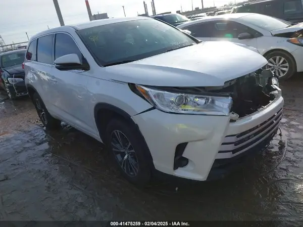 5TDZARFH5HS026723 2017 TOYOTA HIGHLANDER - Image 1