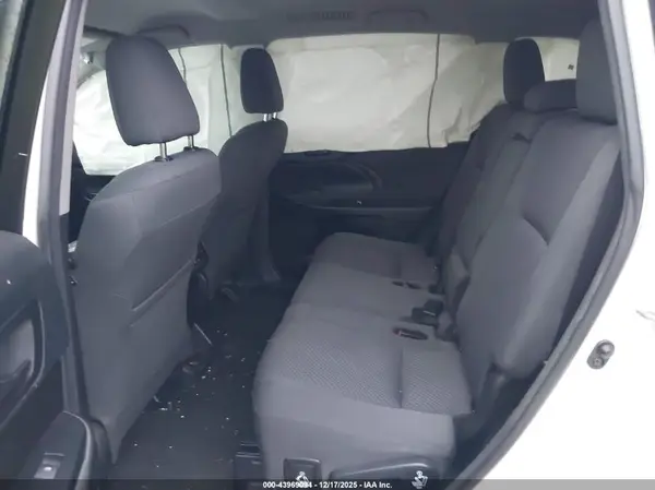 5TDZARFH5JS033404 2018 TOYOTA HIGHLANDER - Image 8