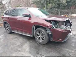 5TDZARFH5JS039655 2018 TOYOTA HIGHLANDER