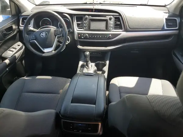 5TDZARFH5KS043948 2019 TOYOTA HIGHLANDER - Image 8