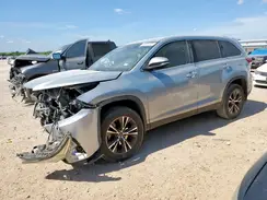 5TDZARFH5KS047272 2019 TOYOTA HIGHLANDER