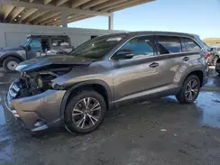 5TDZARFH5KS048888 2019 TOYOTA HIGHLANDER