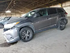 5TDZARFH5KS049555 2019 TOYOTA HIGHLANDER