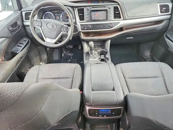 5TDZARFH5KS050950 2019 TOYOTA HIGHLANDER - Image 8