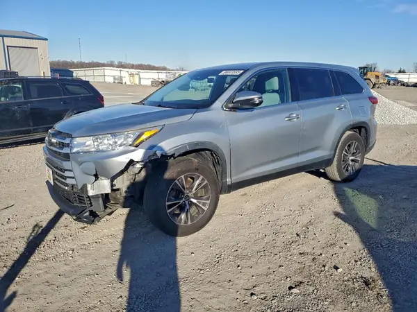 5TDZARFH5KS054691 2019 TOYOTA HIGHLANDER - Image 1