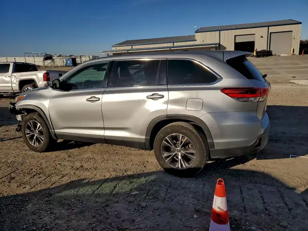 5TDZARFH5KS054691 2019 TOYOTA HIGHLANDER - Image 2