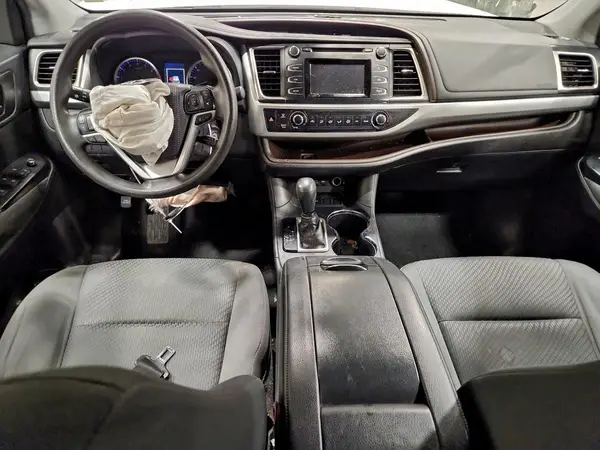 5TDZARFH5KS058305 2019 TOYOTA HIGHLANDER - Image 8
