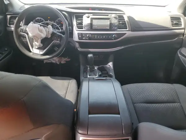5TDZARFH5KS058563 2019 TOYOTA HIGHLANDER - Image 8