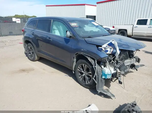 5TDZARFH5KS059180 2019 TOYOTA HIGHLANDER - Image 1
