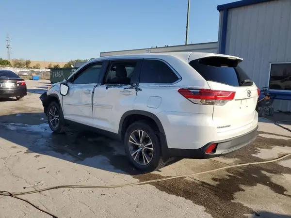5TDZARFH5KS059373 2019 TOYOTA HIGHLANDER - Image 2